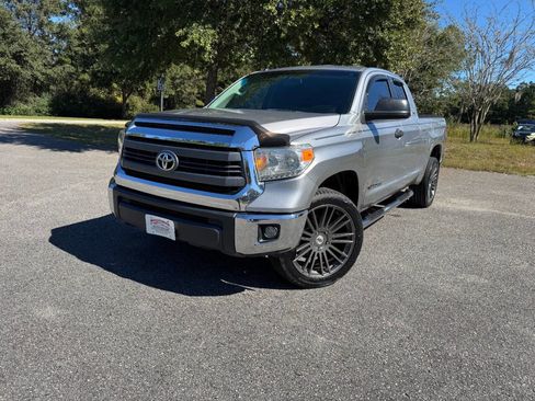 Used 2014 Toyota Tundra SR image 31