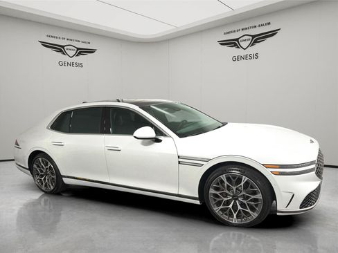 Used 2025 Genesis G90 3.5T AWD/4WD image 7