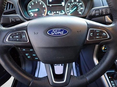 Used 2020 Ford EcoSport SE w/ SE Convenience Package image 17
