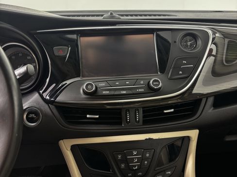Used 2019 Buick Envision Preferred image 24