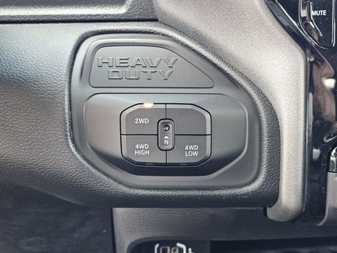 New 2026 RAM 3500 Tradesman AWD/4WD image 25