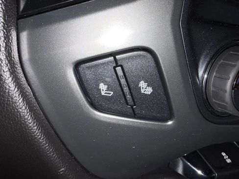 Used 2019 Chevrolet Silverado 1500 LT w/ All Star Edition image 49