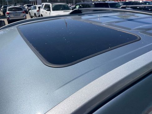 Used 2023 Toyota Highlander XLE image 38