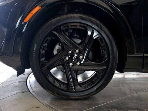 Used 2024 Chevrolet Equinox EV RS image 10