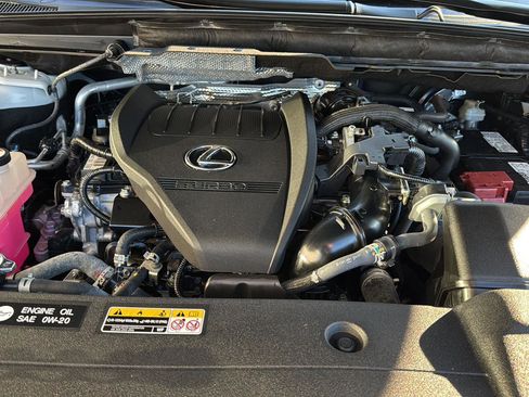 Certified 2024 Lexus RX 350 w/ Luxury Package image 32