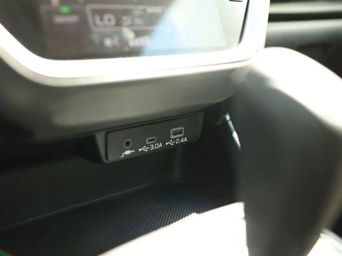 Used 2024 Subaru Crosstrek 2.0i Premium image 21