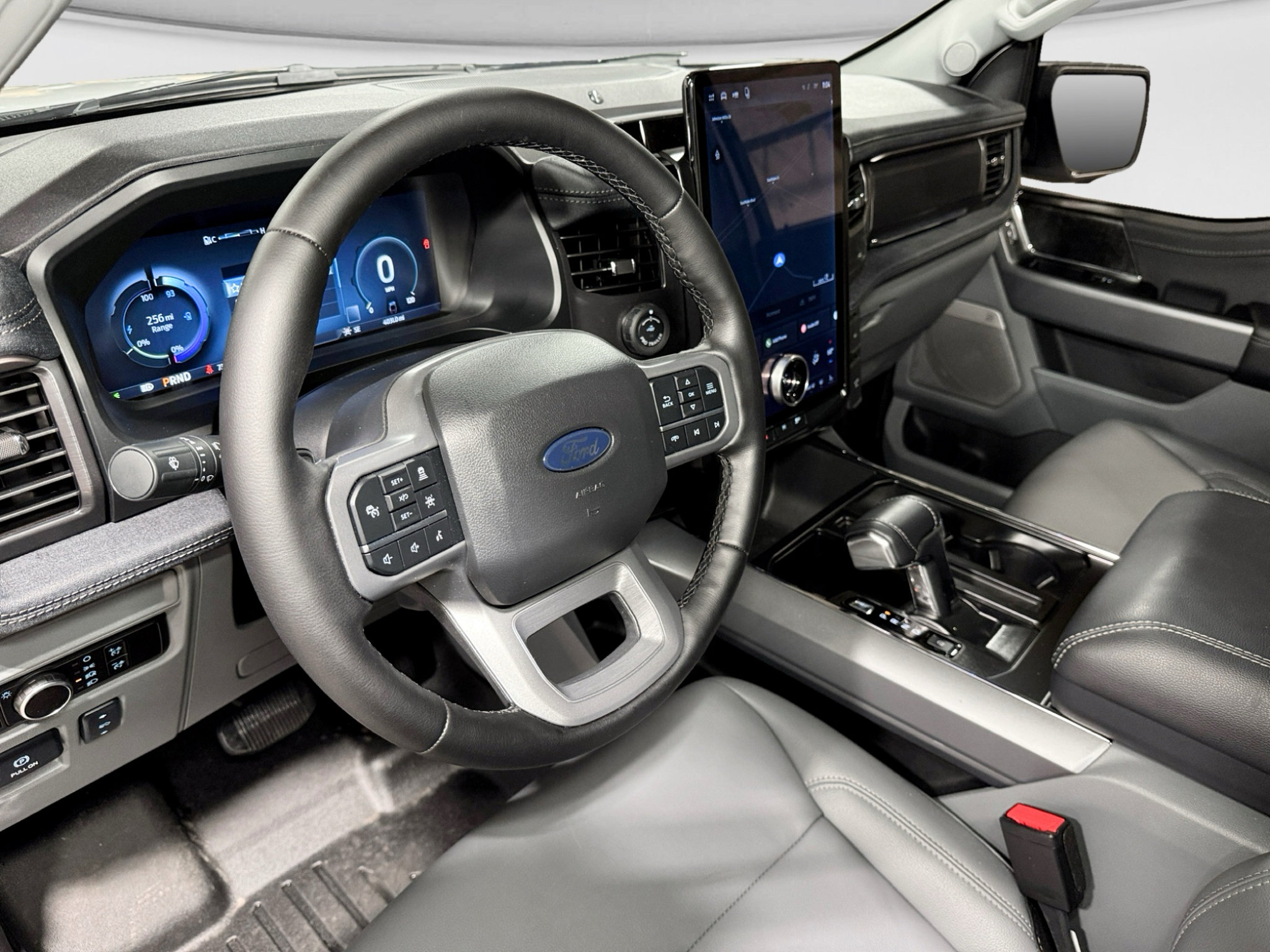 Used 2025 Ford F150 Lightning Flash AWD/4WD image 18
