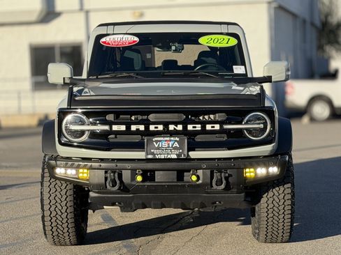 Certified 2021 Ford Bronco Outer Banks w/ Sasquatch Package image 2