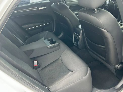 Used 2019 Chrysler 300 Touring w/ Sport Appearance Package RWD image 15