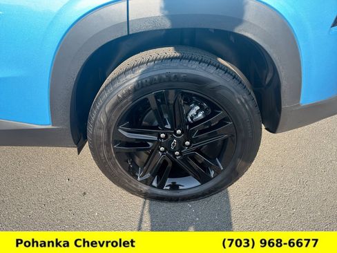 Used 2025 Chevrolet Trax ACTIV w/ Sunroof Package FWD image 31