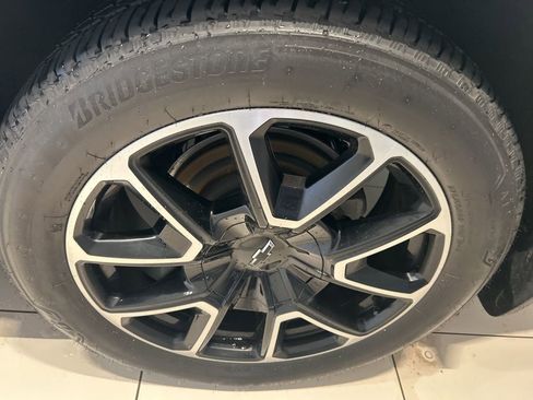 Used 2022 Chevrolet Tahoe RST w/ Luxury Package image 24