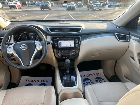 Used 2016 Nissan Rogue SL image 17
