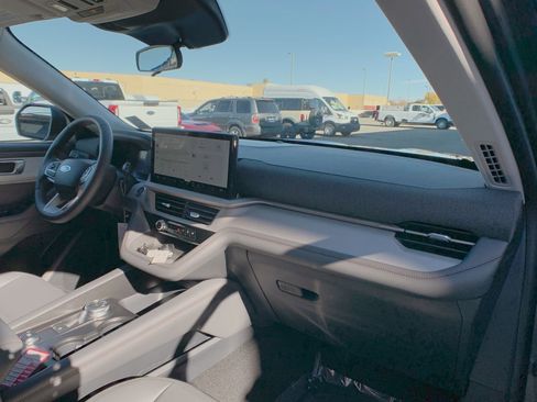 New 2026 Ford Explorer Active w/ Active Comfort Package image 47