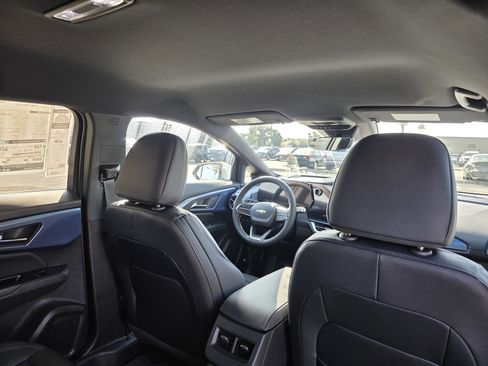 New 2026 Chevrolet Equinox EV LT w/ Convenience Package II image 15