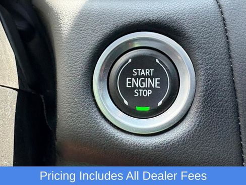 Used 2022 Chevrolet Tahoe Z71 w/ Z71 Off-Road Package AWD/4WD image 14