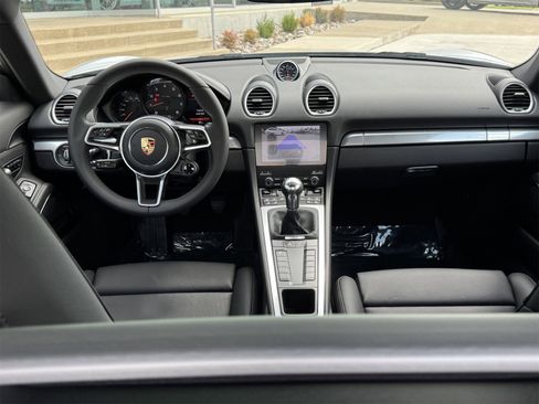 New 2025 Porsche 718 Cayman image 13