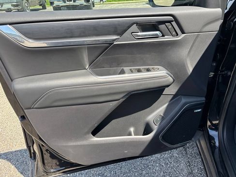 Used 2026 GMC Acadia Elevation w/ Black Edition FWD image 26