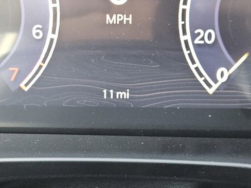 New 2025 Jeep Grand Cherokee Limited image 19