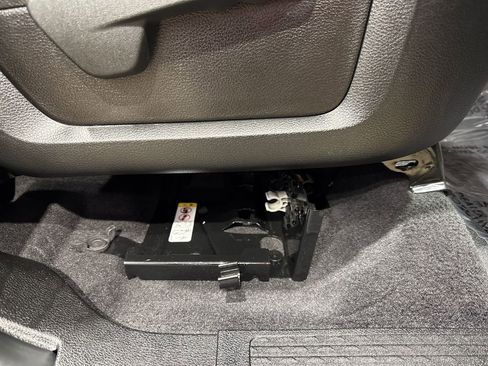 Used 2026 RAM 2500 Big Horn AWD/4WD image 77