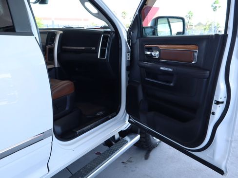 Used 2016 RAM 2500 Longhorn w/ Snow Chief Group image 42