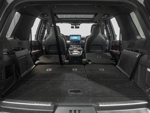 Used 2024 Lincoln Navigator Reserve AWD/4WD image 61