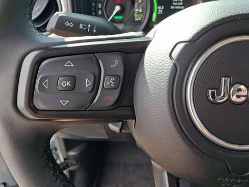 Used 2025 Jeep Wrangler Unlimited Sport S 4xe AWD/4WD image 21