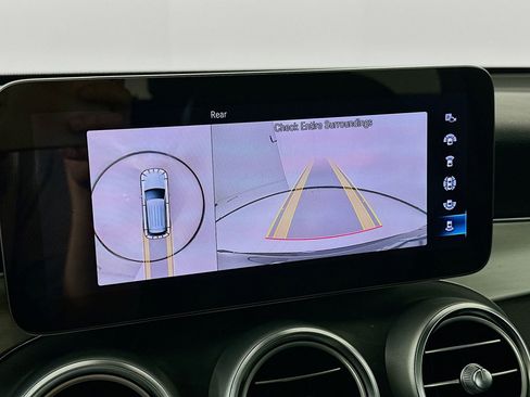 Used 2022 Mercedes-Benz GLC 300 image 14