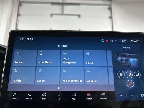 Used 2023 Lincoln Navigator Black Label image 33