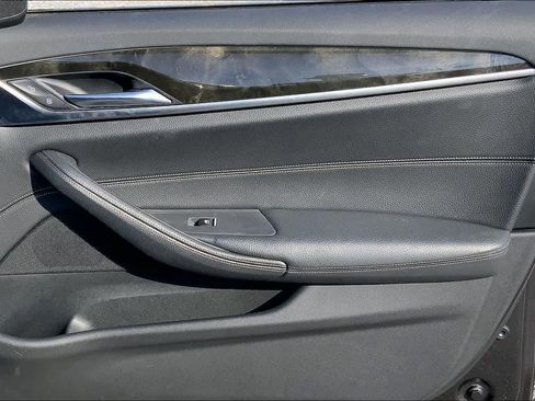 Used 2020 BMW 540i w/ Premium Package image 22