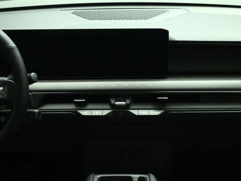 Certified 2026 Kia EV9 Light RWD image 37