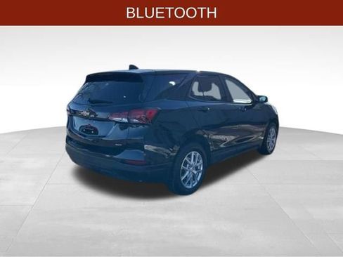 Used 2022 Chevrolet Equinox LS w/ LS Convenience Package image 7