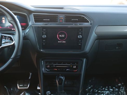 Used 2023 Volkswagen Tiguan SE R-Line image 26