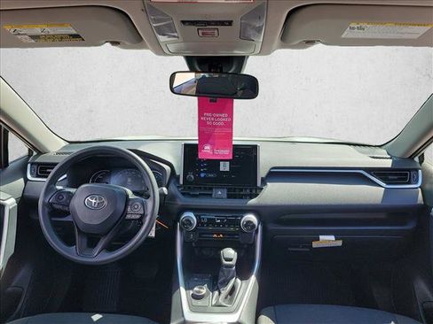 Used 2024 Toyota RAV4 LE image 18