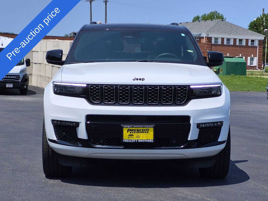 Used 2024 Jeep Grand Cherokee L Summit w/ High Altitude Package AWD/4WD image 2