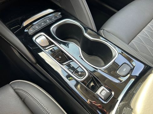 Used 2023 Buick Envision Avenir image 15