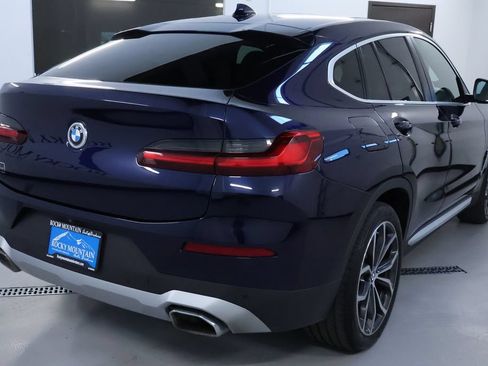 Used 2022 BMW X4 xDrive30i AWD/4WD image 7