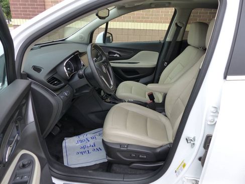 Used 2019 Buick Encore Essence w/ Experience Buick Package AWD/4WD image 22