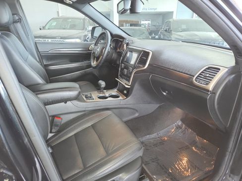 Used 2014 Jeep Grand Cherokee Limited AWD/4WD image 25