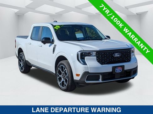 Certified 2025 Ford Maverick Lariat w/ 4K Tow Package image 2