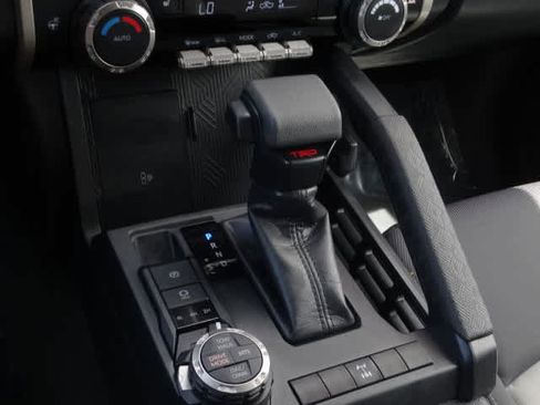 Used 2024 Toyota Tacoma TRD Off-Road w/ TRD Off Road Upgrade Package AWD/4WD image 45