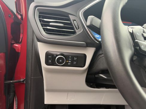 Used 2023 Ford Escape Platinum AWD/4WD image 10