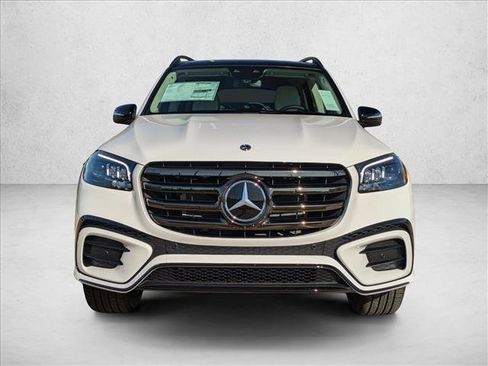 New 2026 Mercedes-Benz GLS 450 4MATIC image 6