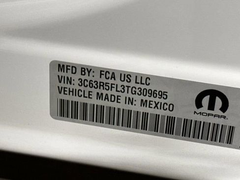 New 2026 RAM 2500 Laramie AWD/4WD image 28