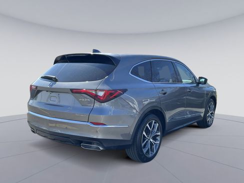 Used 2023 Acura MDX SH-AWD w/ Technology Package image 5