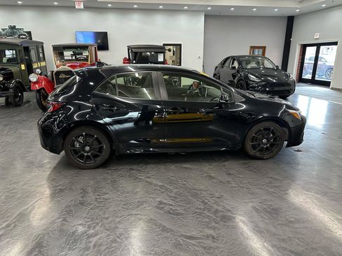 Used 2023 Toyota Corolla XSE FWD image 4