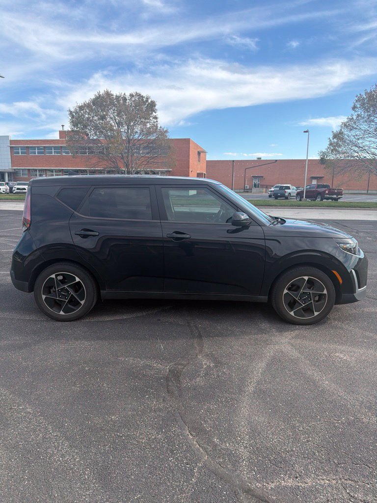 Certified 2023 Kia Soul EX FWD image 5