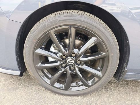 Certified 2025 MAZDA MAZDA3 Hatchback w/Premium Plus Pkg image 15