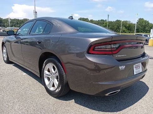 Used 2023 Dodge Charger SXT RWD image 5