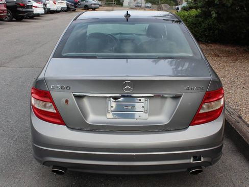 Used 2009 Mercedes-Benz C 300 4MATIC Sedan image 7