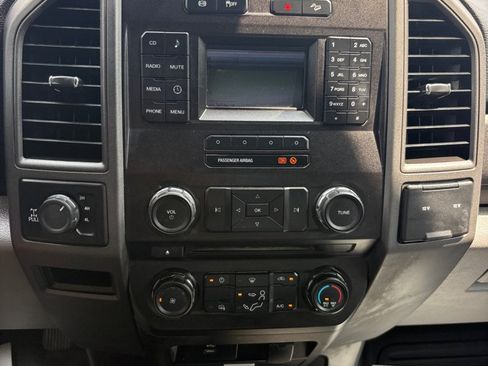 Used 2017 Ford F250 4x4 Crew Cab Super Duty image 16